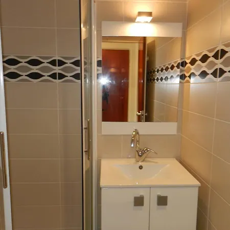 Le Lavandou, 1 Piece, 4 Personnes - Fr-1-251-606
