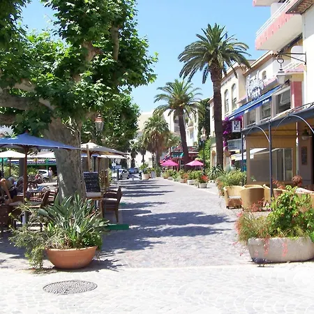 Le Lavandou, 1 Piece, 4 Personnes - Fr-1-251-606 * Le Lavandou